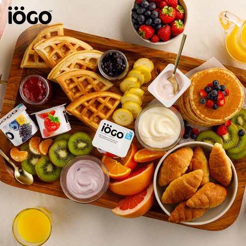 iÖGO Lactose-Free 1% Yogurt Cups Creamy Cherry Lemon Blackberry-Blueberry Vanilla 16 x 100 g