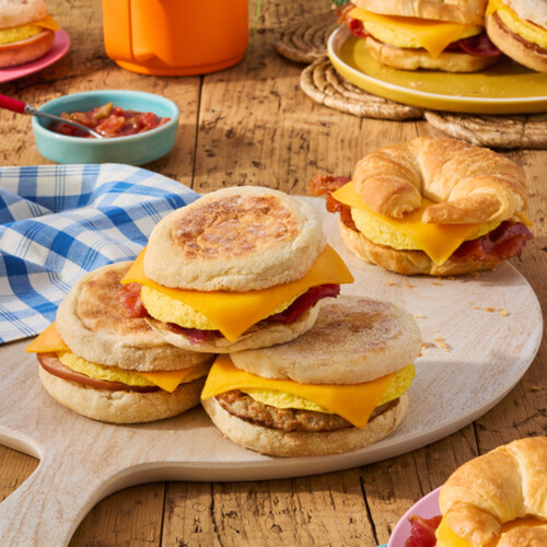 Schneiders Breakfast Sandwiches Back Bacon & Egg 252 g