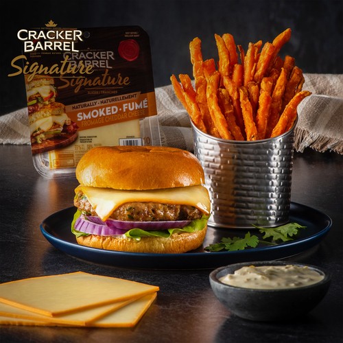 Cracker Barrel Signature Smoked Cheddar Cheese 10 Slices 200 g