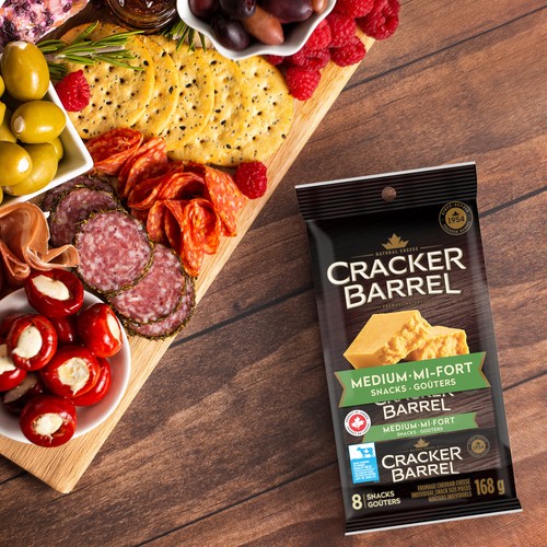 Cracker Barrel Cheese Snacks Medium Cheddar 8 Pack 168 g