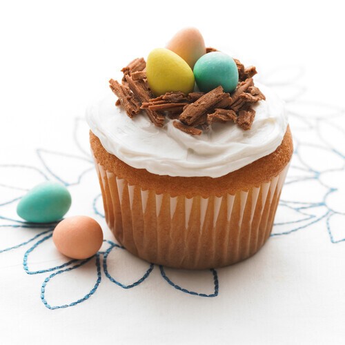 Cadbury Mini Eggs Chocolatey Candy Eggs 380 g