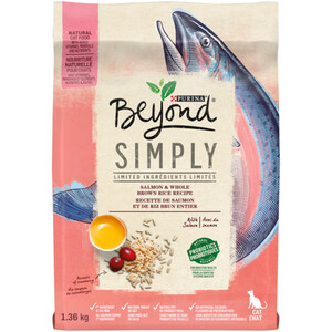 Purina Beyond Simply Dry Cat Food Salmon & Whole Brown Rice 1.36 kg