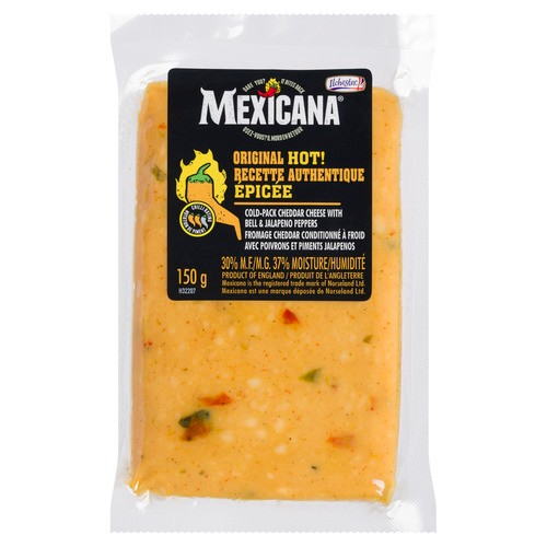 Ilchester Cheese Wedge Mexicana Cheddar With Hot Peppers 150 g