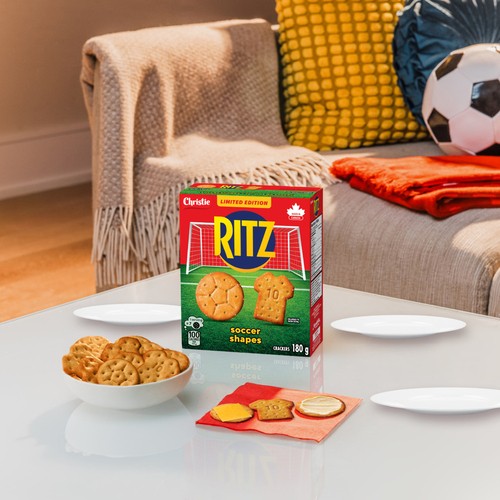 Christie Ritz Soccer Shapes Crackers 180 g