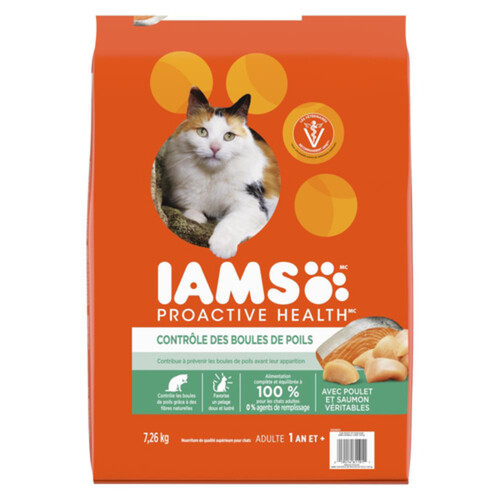 IAMS Proactive Health Adult Dry Cat Food Hairball Care Chicken & Salmon 7.26 kg