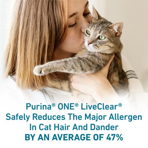 Purina ONE Dry Cat Food Allergen-Reducing Formula With Real Chicken 1.36 kg
