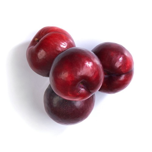 Plums Black 907 g