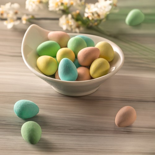 Cadbury Mini Eggs Chocolatey Candy 875 g