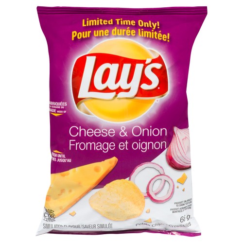 Lay's Potato Chips Cheese & Onion 66 g