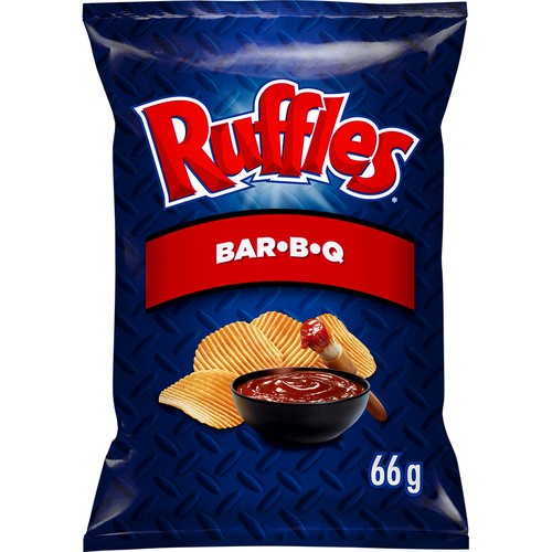 Ruffles Bar-B-Q Flavoured Potato Chips (small bag) 66 g
