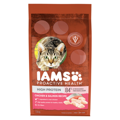 IAMS Proactive Health Adult Dry Cat Food High Protein Chicken & Salmon 1.36 kg