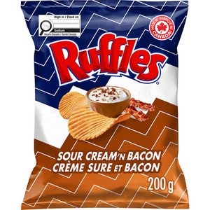 Ruffles Chips à la crème aigre et au bacon 200 g