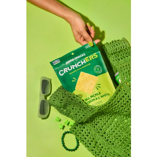 Hippie Snack Crunchers Snacking Crackers Dill Pickle 110 g