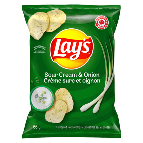 Lay's Potato Chips Sour Cream & Onion Flavoured (small bag) 66 g