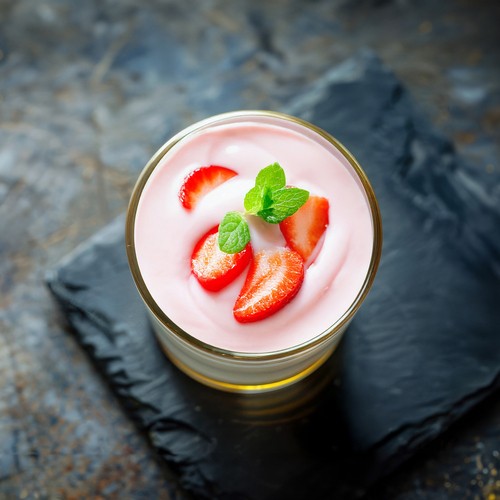 Olympic Krema 8% Yogurt Strawberry 650 g