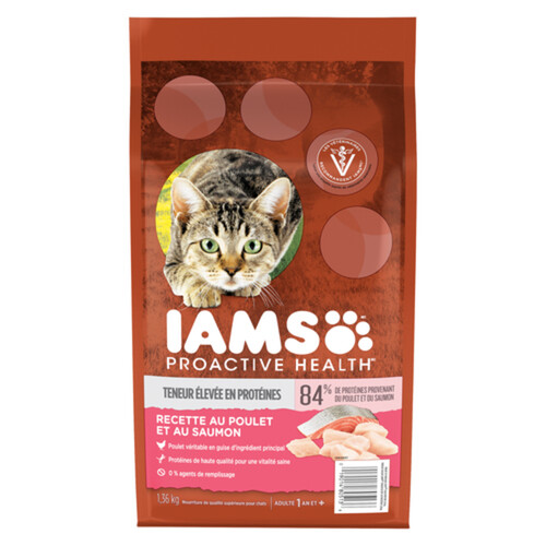 IAMS Proactive Health Adult Dry Cat Food High Protein Chicken & Salmon 1.36 kg