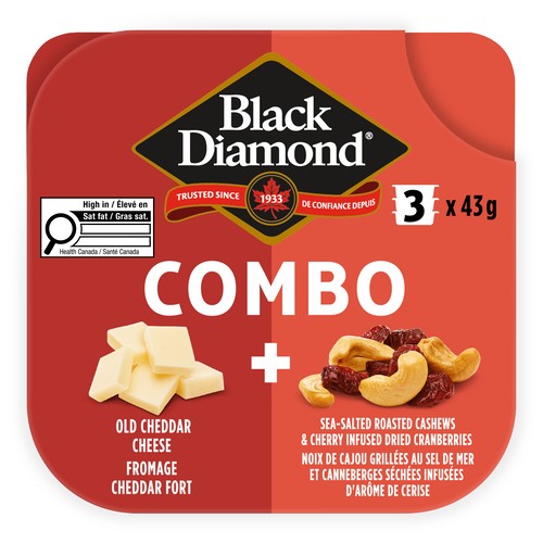 Black Diamond Combo Cheese Old Cheddar Cashews & Dried Cranberries 129 g