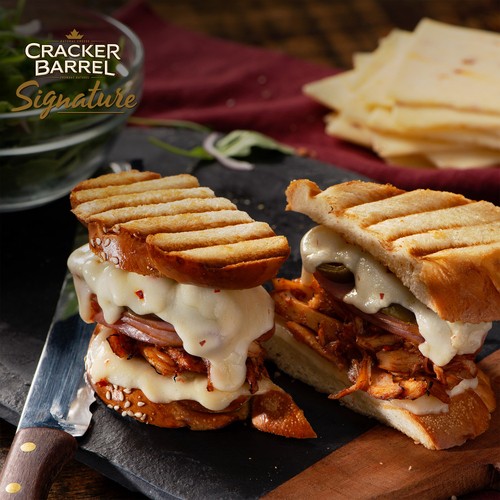 Cracker Barrel Signature Jalapeno Monterey Jack Cheese 11 Slices 220 g