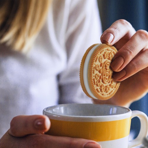 Oreo Sandwich Cookies Golden Family Size 439 g