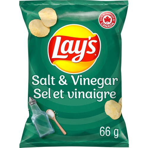 Lay's Salt & Vinegar Flavoured Potato Chips (small bag) 66 g