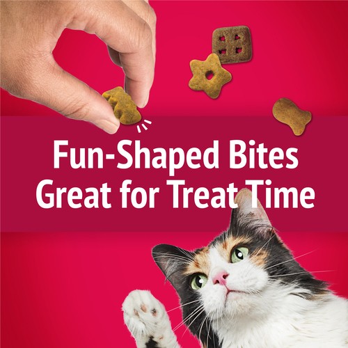 Friskies Cat Treats Party Mix Mixed Grill Crunch with Real Chicken 170 g