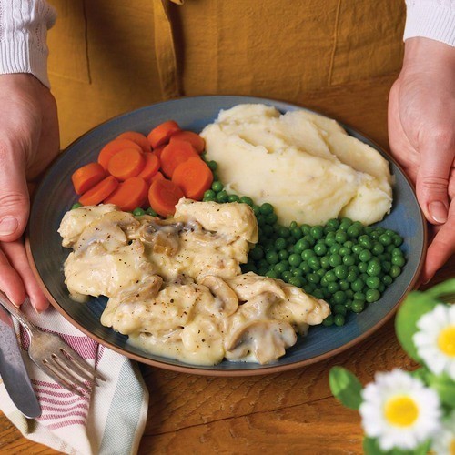 Pebbles Frozen Dinner Meals Chicken Creamy Mushroom Garlic 600 g
