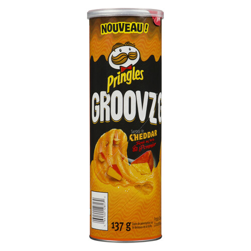 Pringles Groovz Potato Chips Applewood Smoked Cheddar 137 g