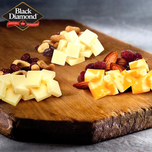 Black Diamond Combo Cheese Old Cheddar Cashews & Dried Cranberries 129 g