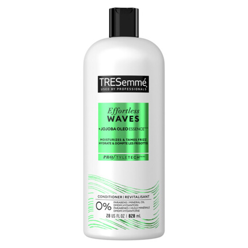 TRESemmé Conditioner Effortless Waves + Jojoba Oleo Essence 828 ml