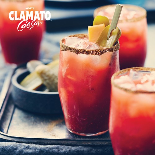 Mott's Clamato Cocktail Extra Spicy 1.89 L (bottle)