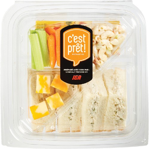C'est Pret Chicken Sandwich