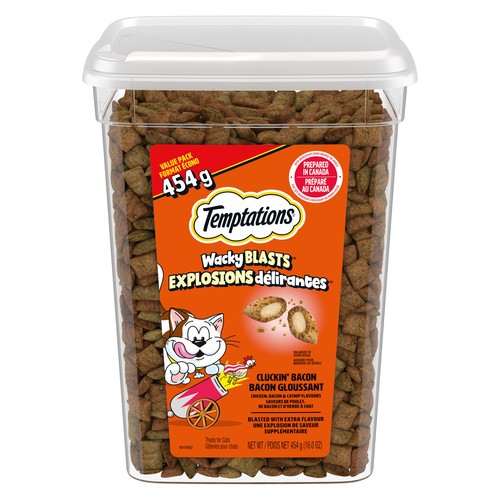 Temptations Wacky Blasts Cat Treats Cluckin’ Bacon Flavor Value Size 454 g