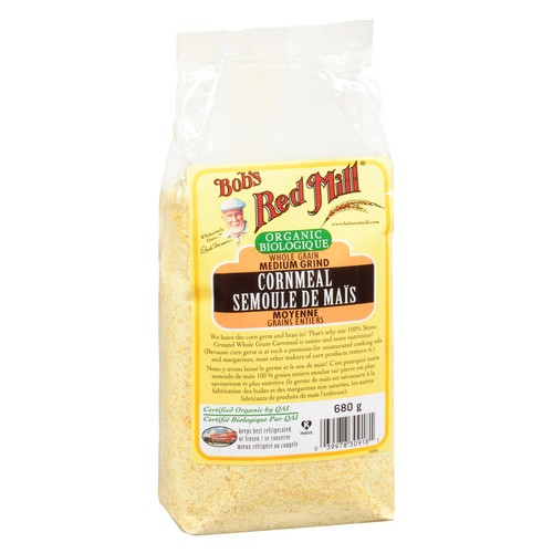 Bob's Red Mill Medium Organic Cornmeal 680 g