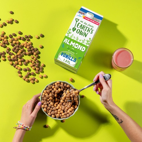 Earth's Own Almond Milk Alternative Vanilla 1.89 L